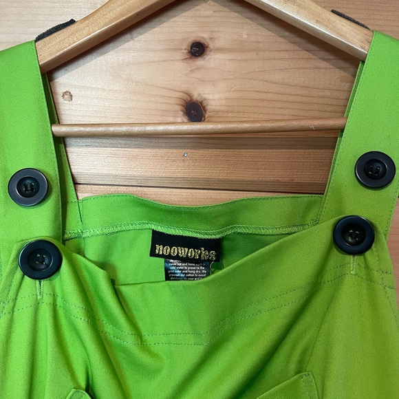 Nooworks NWT solid neon green color overall - Picture 3 of 4